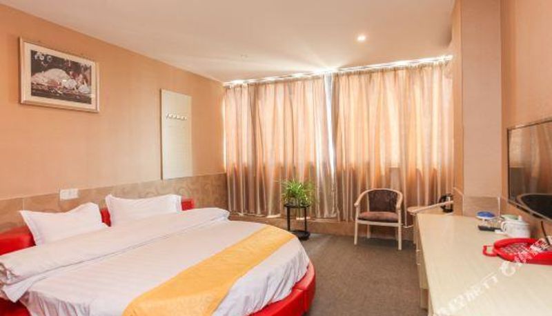 Camera - Huatai Express Chain Hotel