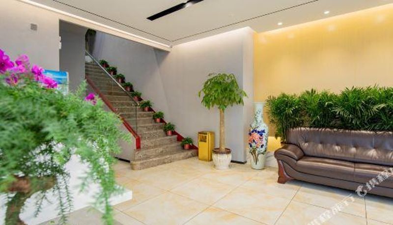Rezeption - Han She Holiday Inn (Nanjing Xinjiekou Confucius Temple Store)