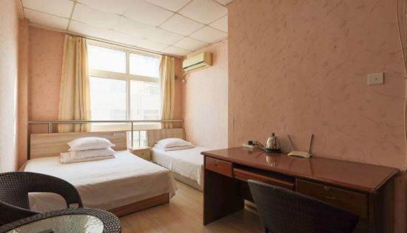 Widok wnętrza - Qingdao Jiyiju Hotel