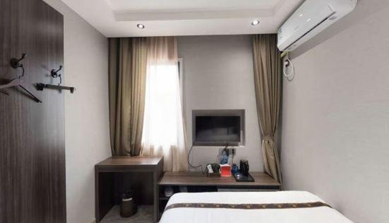 Camera - Chongqing Yutian Business Hotel