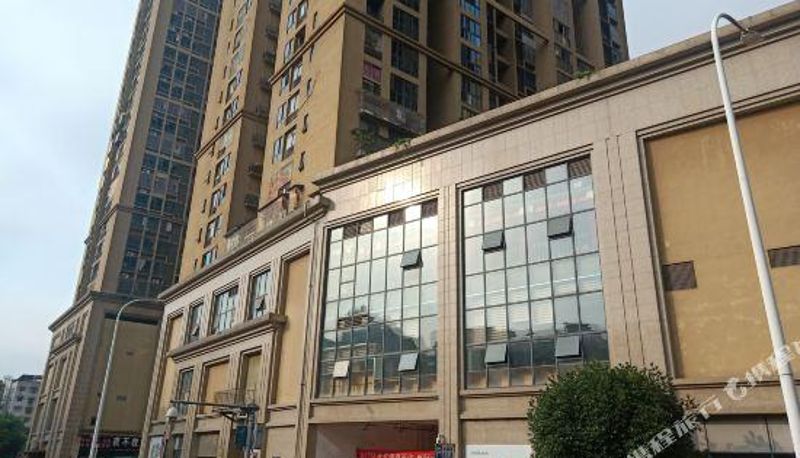 Vista esterna - Chongqing Desert Solitary Smoke Apartment