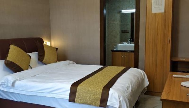 Camera - Shixiang Holiday Hotel (Tongliang Wanda Plaza Store)