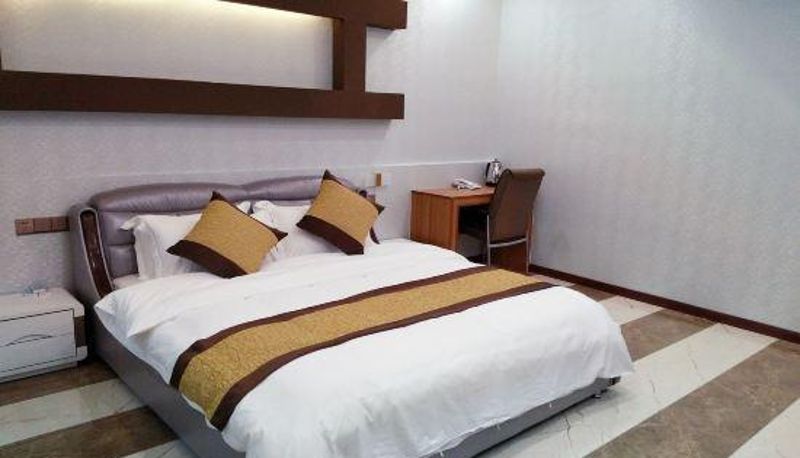 Camera - Shixiang Holiday Hotel (Tongliang Wanda Plaza Store)