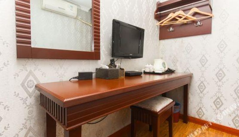 Zimmer - Chongqing Huakai Hotel