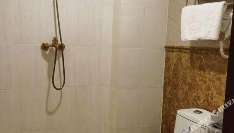 Zimmer - Jiafu Hotel (Changping Subway Station Gulou East Street)