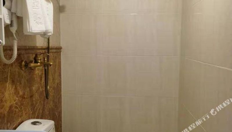 Familienzimmer - Jiafu Hotel (Changping Subway Station Gulou East Street)