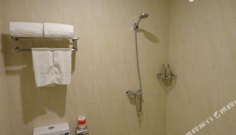 Zimmer - Jundi Boutique Express Hotel (Beijing Guomao Jiulongshan Subway Station Store)