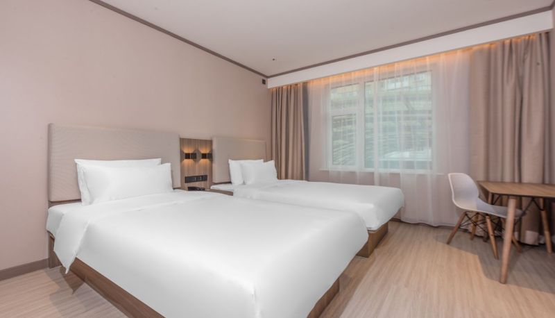 Camera - Hanting Tongren Pedestrian Street Hotel