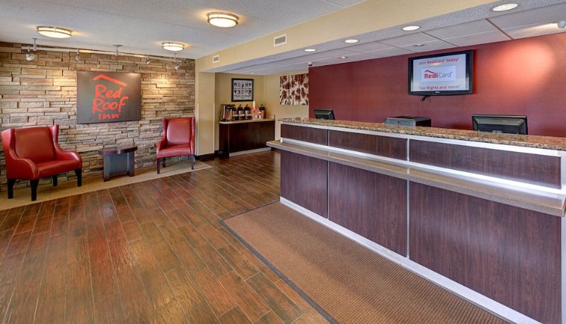 Reception - Red Roof Inn Chapel Hill - UNC
