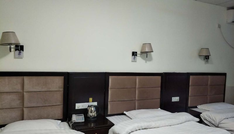 Camera - Longjiang Business Hotel