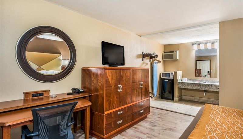 Zimmer - Econo Lodge Oskaloosa