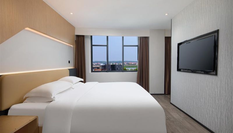 Camera - Microtel by Wyndham Miluo Downtown Hotel