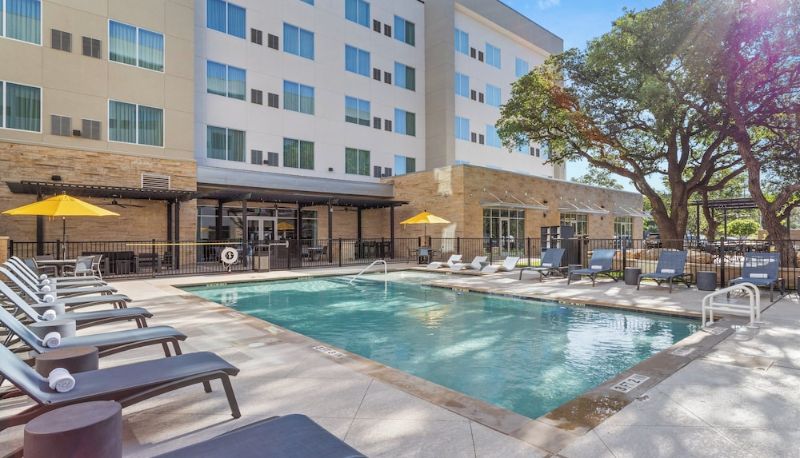 Piscina - EVEN Hotel AUSTIN UPTOWN NEAR THE DOMAIN by IHG