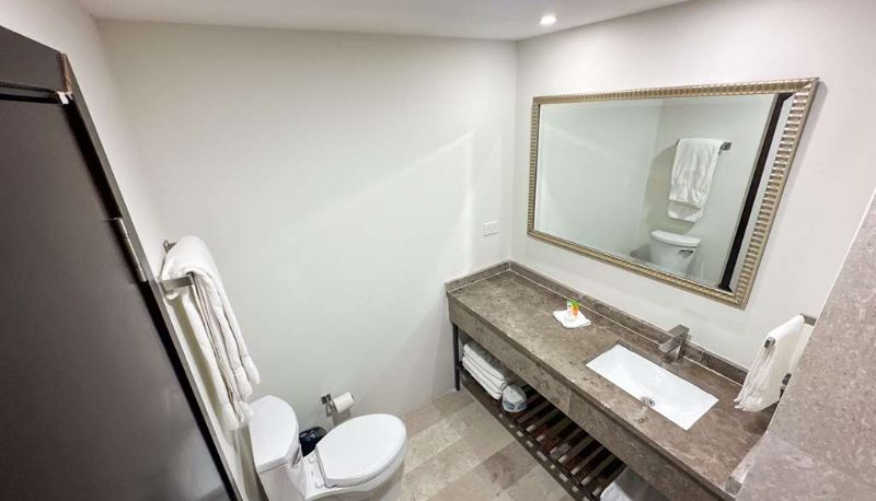 Camera - Best Western Plus Chihuahua Sacramento