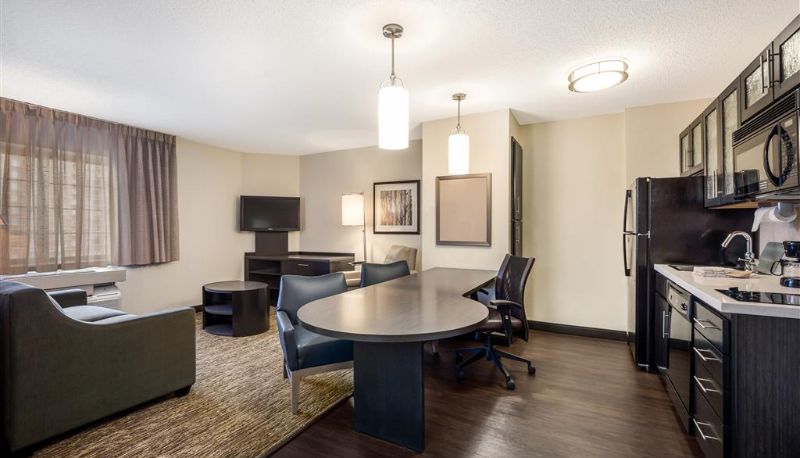 Camera - Sonesta Simply Suites Charlotte University