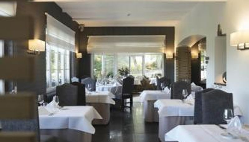 Ontbijtzaal in het restaurant - Hotel des Ardennes