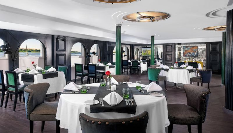 Restaurant - Mövenpick MS Hamees