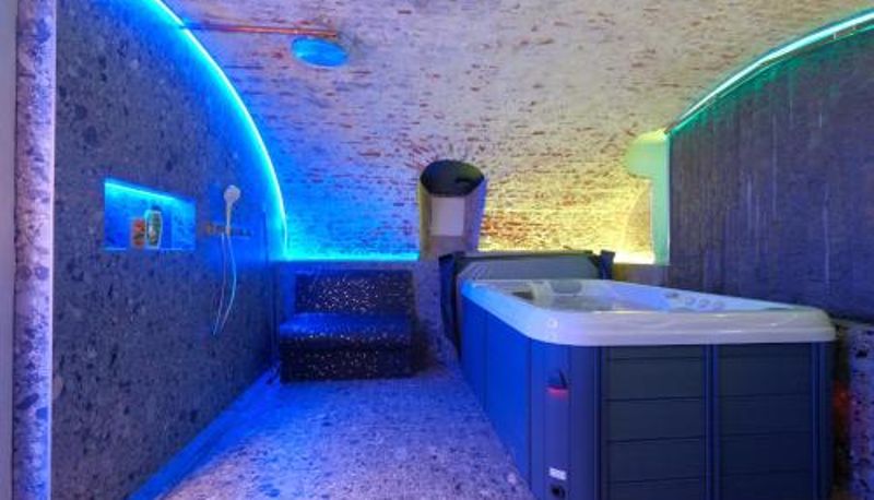 Łazienka - Secret Jacuzzi Mons - Parking privé gratuit