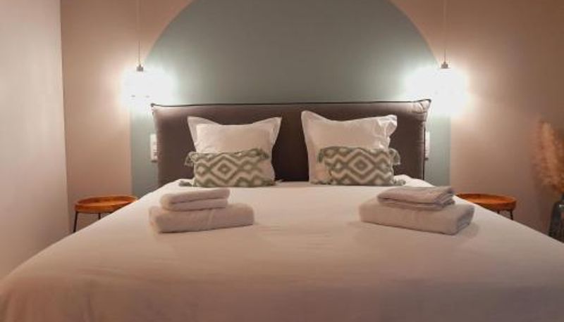 Camera standard - Private Wellness with pool in option Dionbulles & Dionlodge Guesthouse