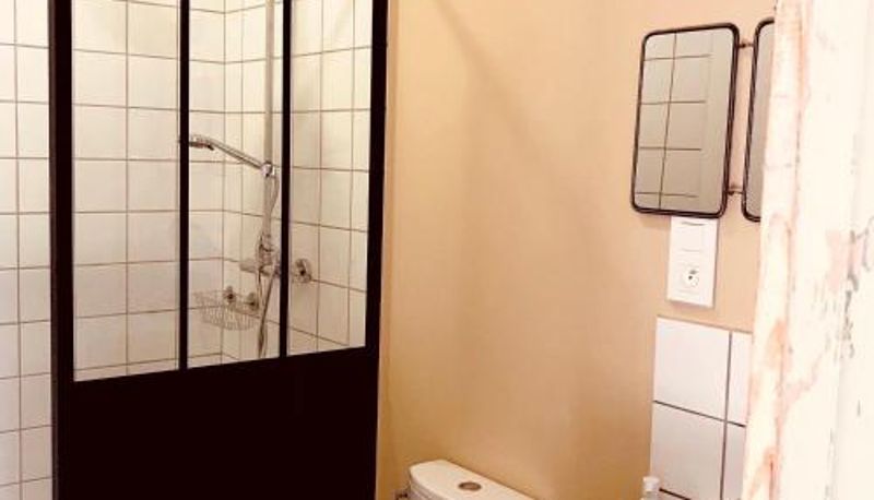 Banyo - Chambres à LA VILLA MADELEINE