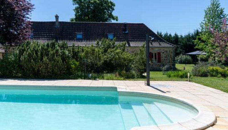 Piscina - La Fermette du Pérougord à Rouffignac-St-Cernin Périgord Noir