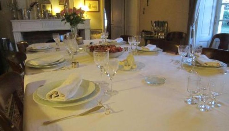 Ontbijtzaal in het restaurant - Le Clos de la Garenne Maison d'hôtes