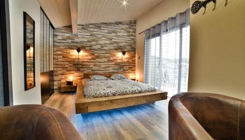 Info - LES TANNERIES Meilleures vue sur la rivière Chambres climatisées