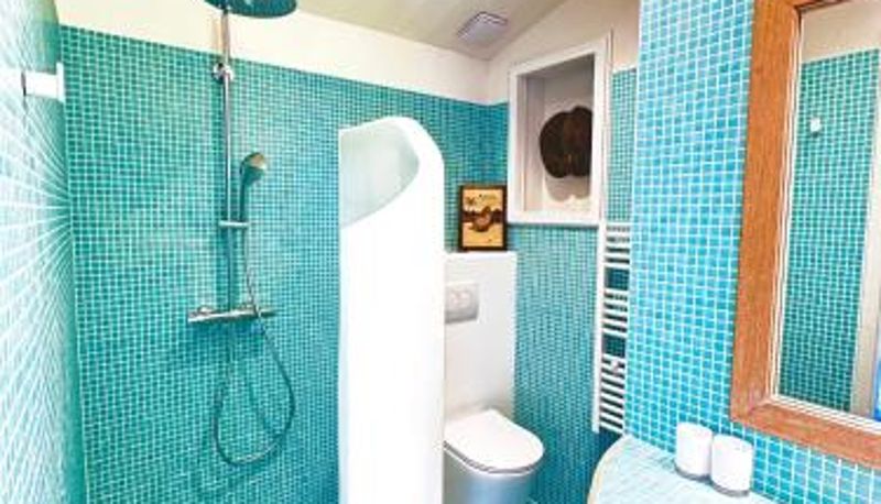 Bathroom - Le Jardin des Portes