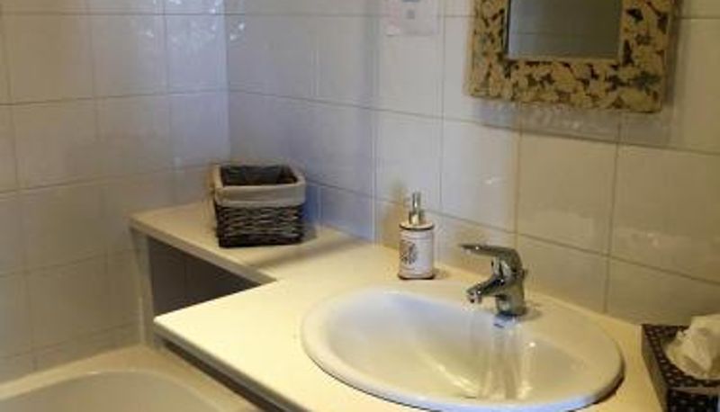 Banyo - Au Bonheur Du Parc Chambres d'hôtes et Roulotte