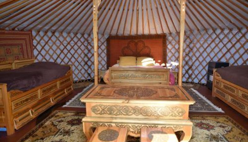 Kamer - Yourte Roulotte et Gite de la Laïta