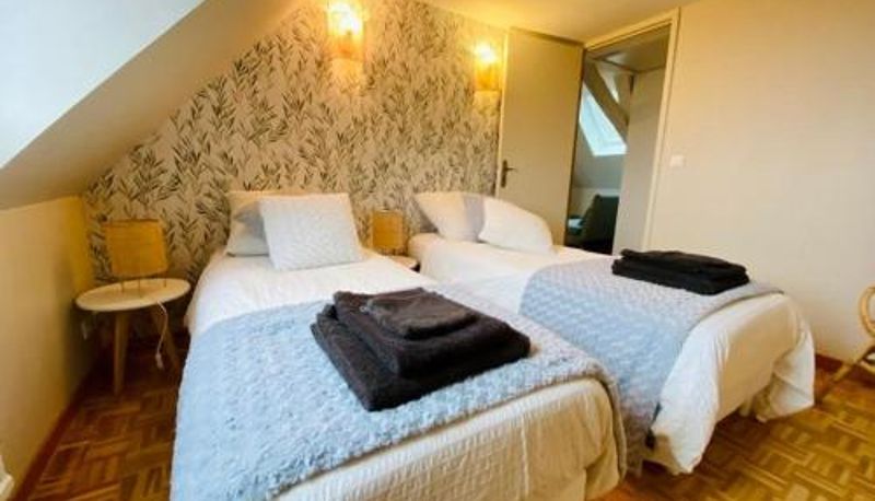 Family room - La LocaLuna
