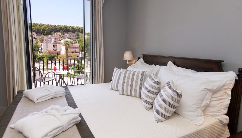 Información - Aenos Hotel