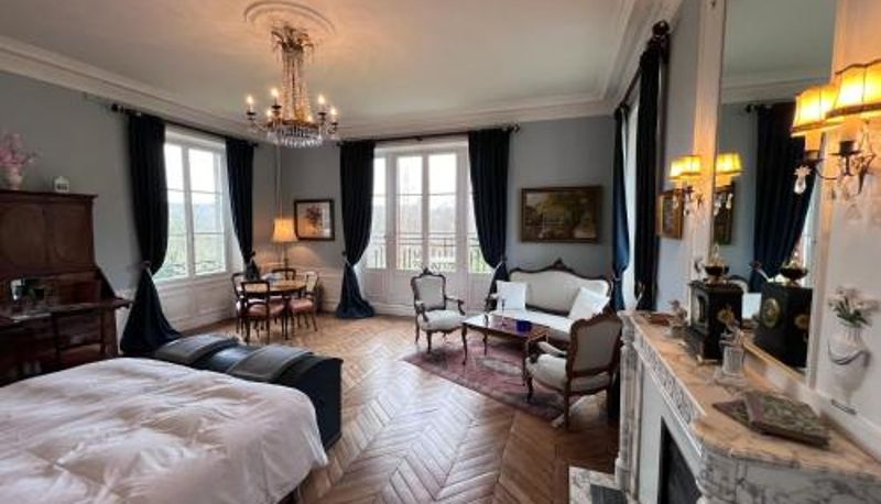Info - Chateau du Gue aux Biches