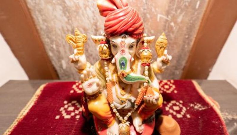 Info - Shree Ganesha Palace Near Kashi Vishwanath Temple