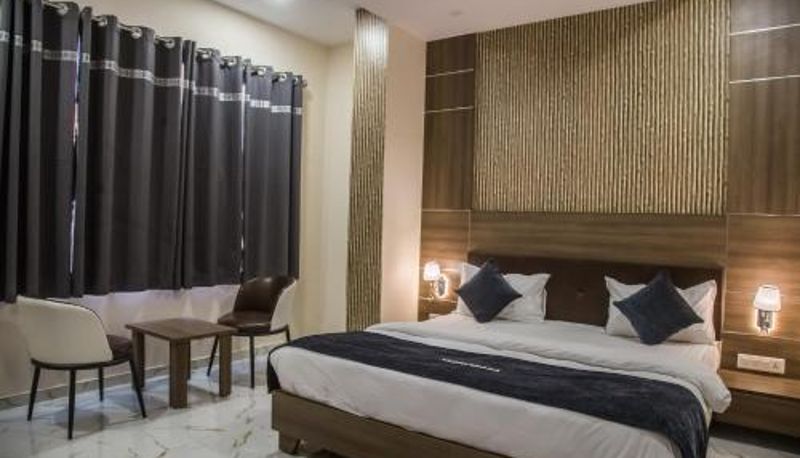Room - Vadpadraka Hotel And Resort