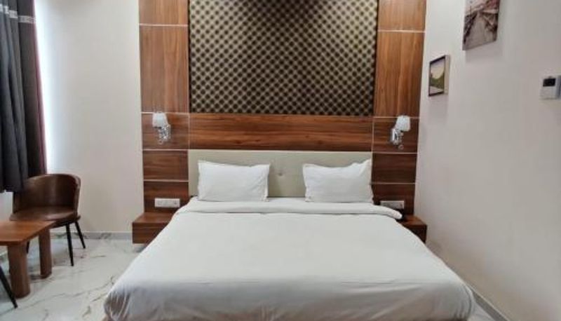 Room - Vadpadraka Hotel And Resort