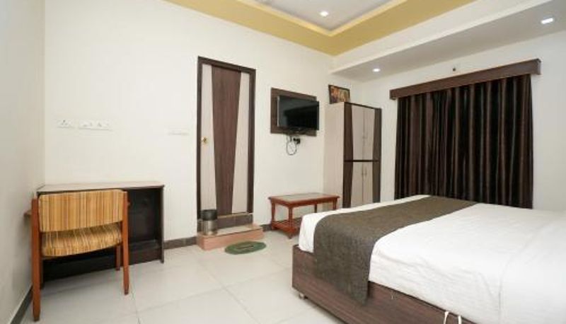 Camera - Hotel Opera Inn near Central Bus Stand