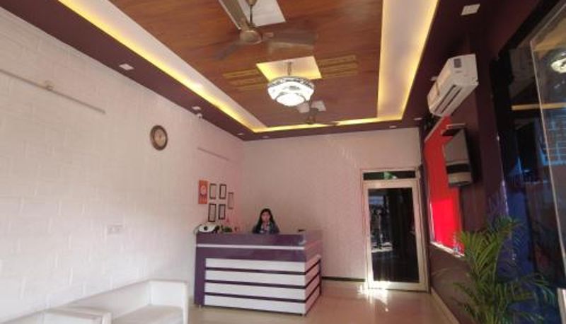 Reception - Hotel Dev Bhoomi Inn