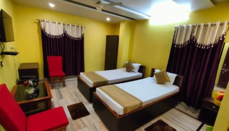 Camera - HOTEL SAKET PALACE