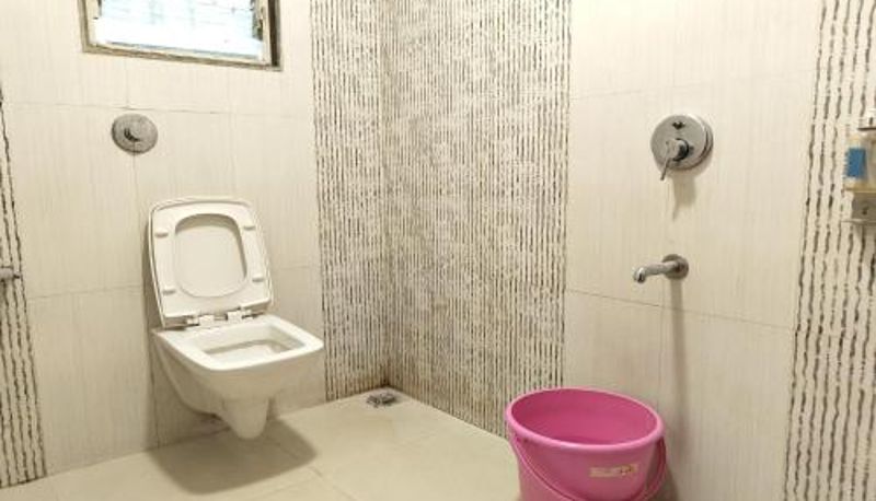 Banyo - Hotel Sai Inn Executive