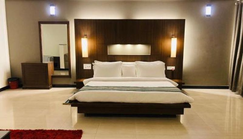 Suite - Hotel Yuvraj Dx