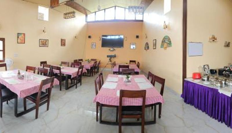 Sala prima colazione all'interno del ristorante - Shiv Forest Villas
