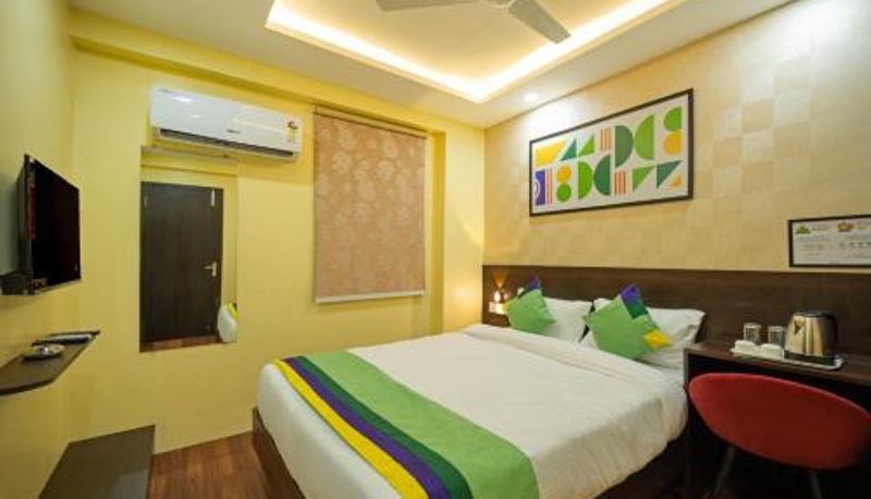 Pokój - 10 Mins From Airport Treebo Taj Square