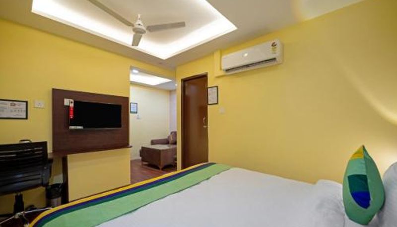 Pokój - 10 Mins From Airport Treebo Taj Square