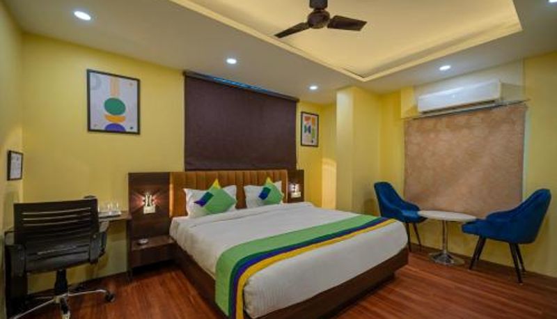 Pokój - 10 Mins From Airport Treebo Taj Square