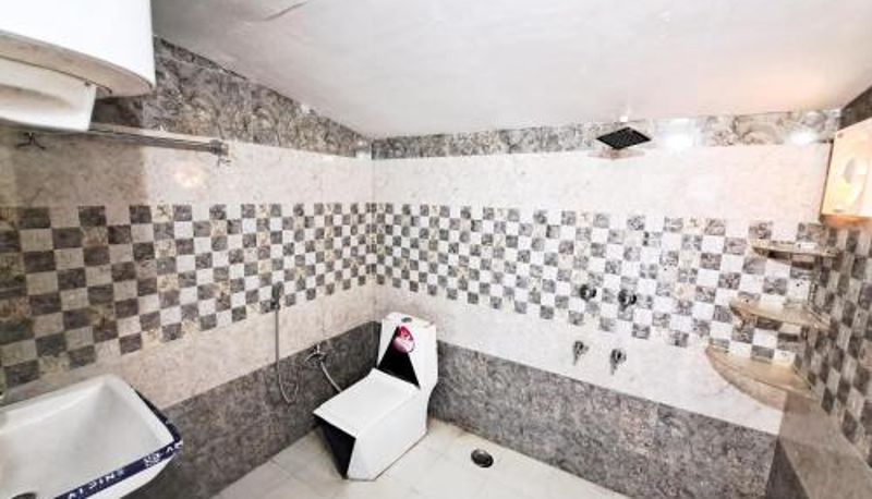Bagno - The Pahadi Nest Mukteshwar