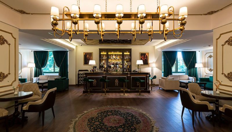 Lobby - Marble Hotel