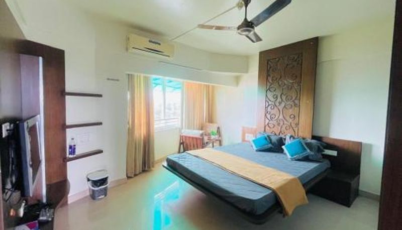 Zimmer - Siddharth Lake View Penthouse