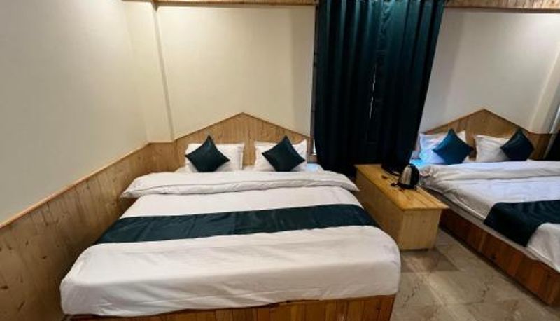 Familienzimmer - Hotel Mid Orchard Kasol -River Side