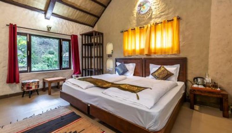 Zimmer - Tirthan Valley Thehraav By The River - Mudhouse Odyssey
